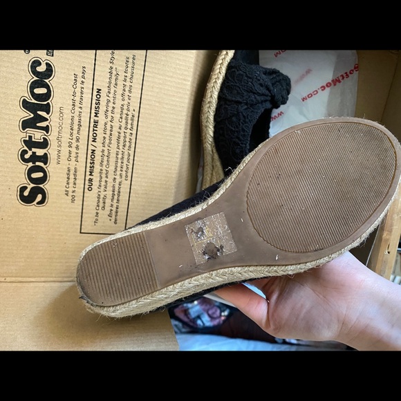 🛍2/$80 Fish toe wedges - Picture 4 of 6